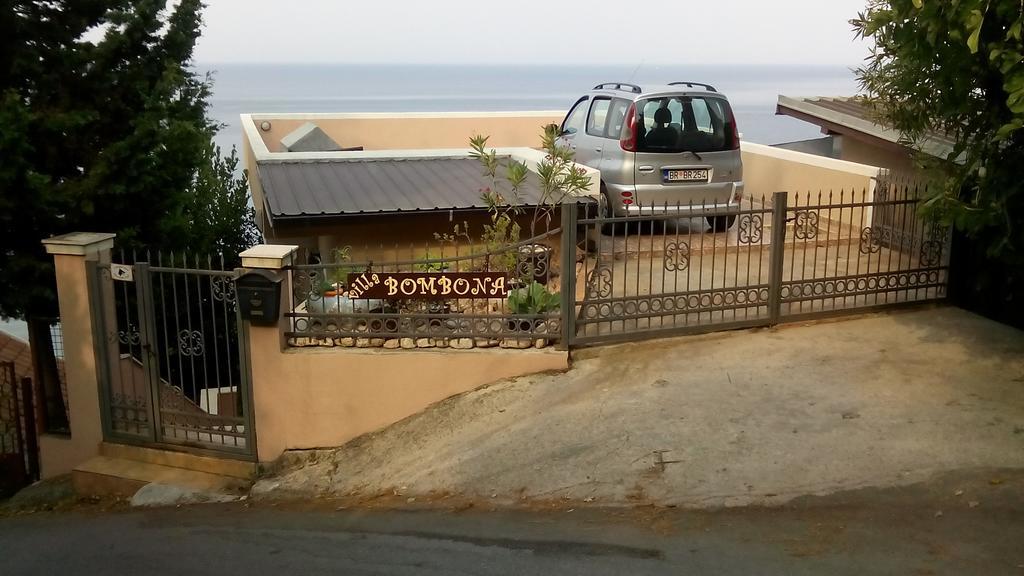 Apartments Bombona Utjeha Εξωτερικό φωτογραφία